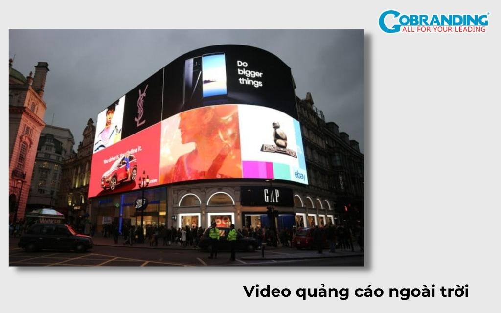 Video marketing quảng cáo ngoài trời